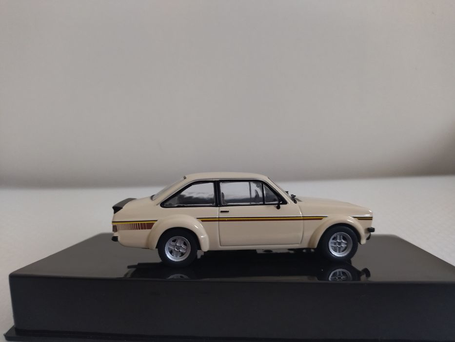 Miniatura Ford Escort MKII 1/43 Nova