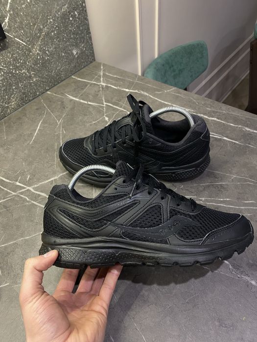 Оригінальні Saucony Cohesion 11 Black Розмір 40.5 Asics Gorpcore