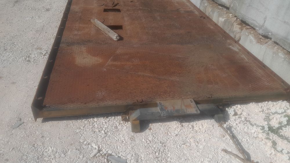 Carrocaria porta maquinas