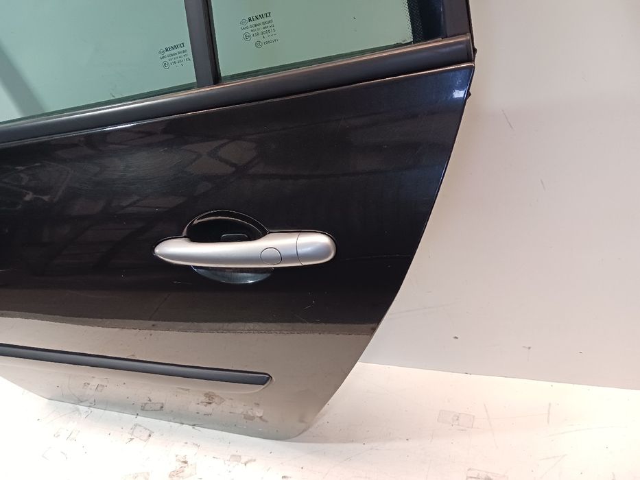 Porta trás esquerda RENAULT Megane II Break (KM0/1_)