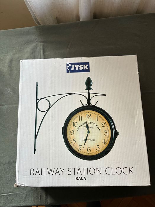 Zegar  dwustronny ścienny RALA Jysk NOWY