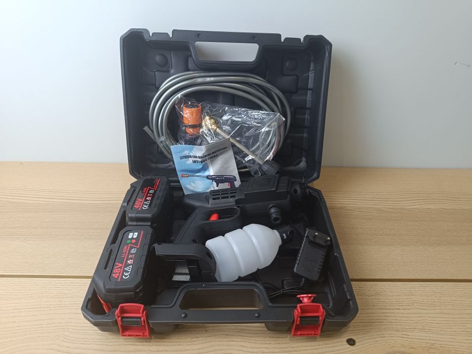 Máquina Lavar Pressão Portátil 48V (S/ Fio) – C/ 2 Baterias – NOVA!
