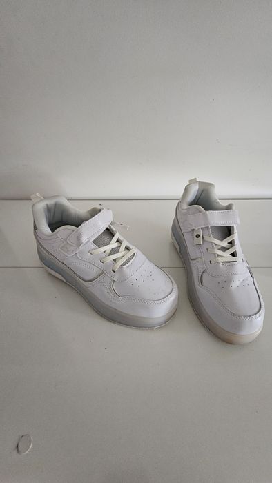 Sapatilhas com rodas