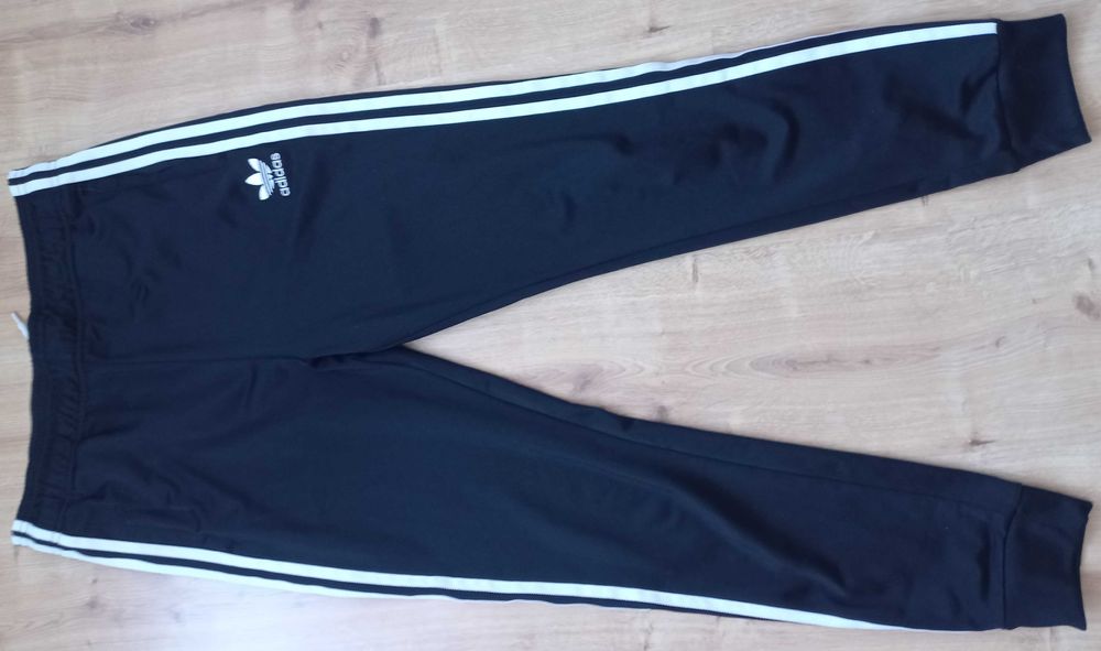 Spodnie dresowe Adidas rozmiar M młodzieżowa