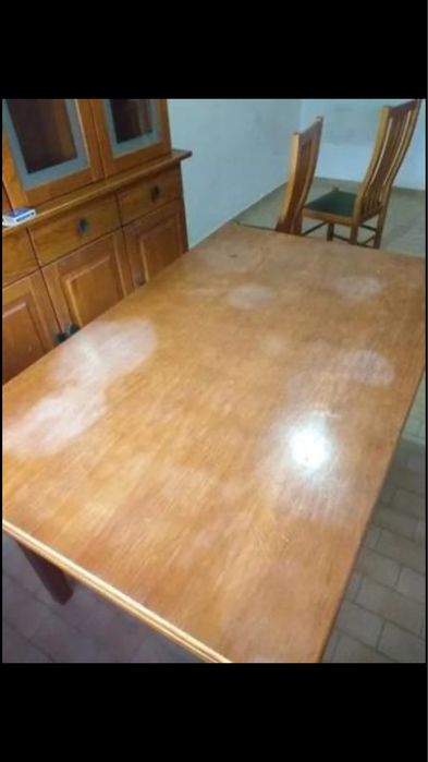 Mesa extensivel e 4cadeiras