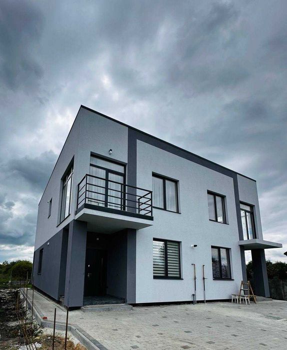 Продаж котеджу спарка с. Підрясне