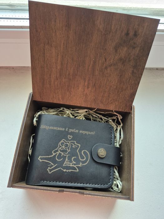 Шкіряний гаманець ручної роботи