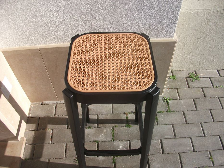 Banco Alto Preto 75 cm Interior/Exterior