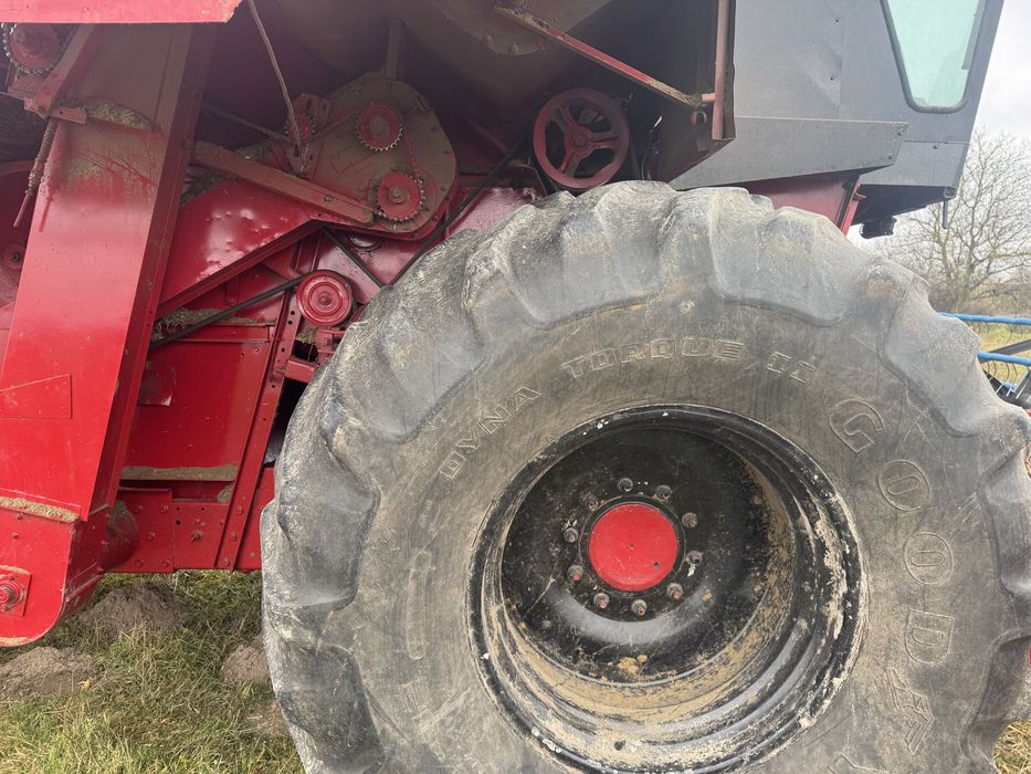 Продам Комбайн Кейс 1666