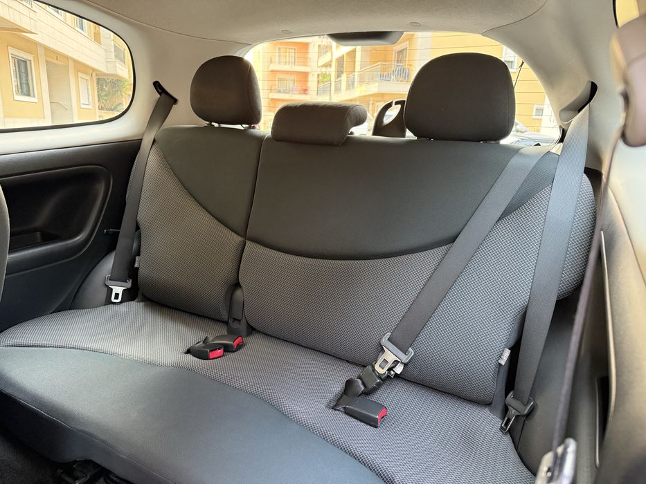Toyota Yaris 1.0 VVT-i Sol 2003