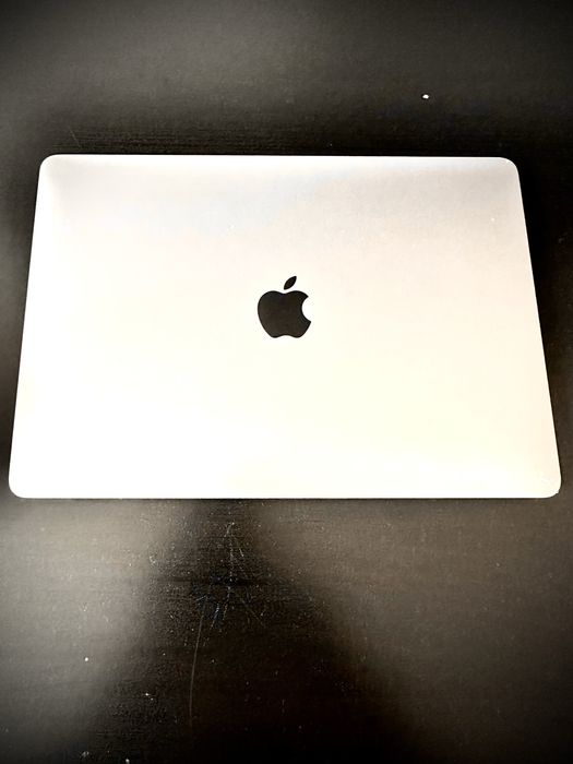MacBook 13” i5 2017