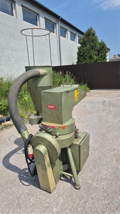 Młyn Młynek do tworzyw kabli pvc rozdrabniacz kruszarka Trymet T4 15kw