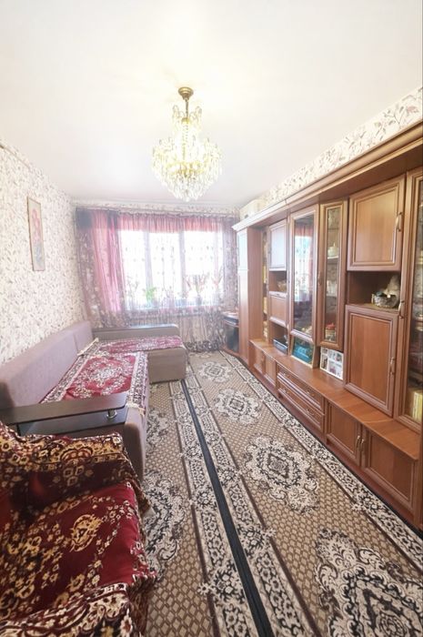 Продам 2-х кімнатну квартиру (чешку) в м. Лозова