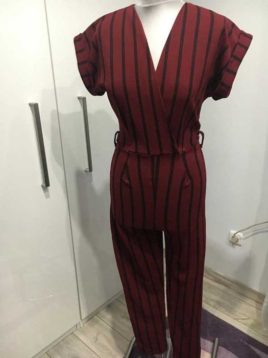 boohoo elegancki kombinezon w paski 36
