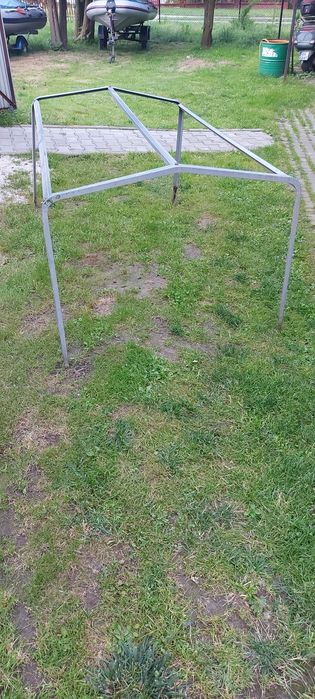 Plandeka ze stelarzem