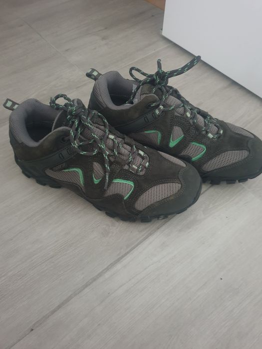 Buty firmy Mountain