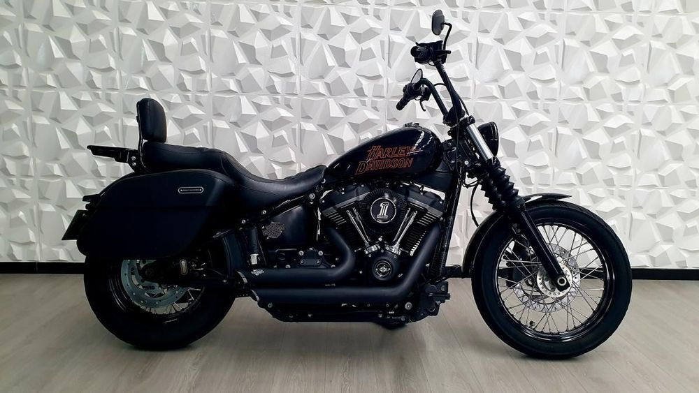Harley-Davidson Street  Bob FXBB