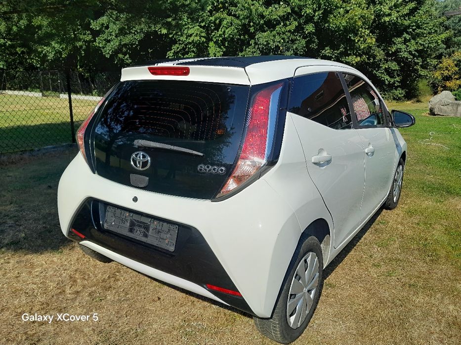Toyota Aygo   1 0  sprowadzony.