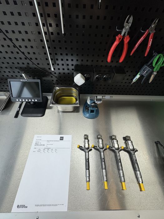 Форсунка DENSO TOYOTA HILU  X 23670-27030