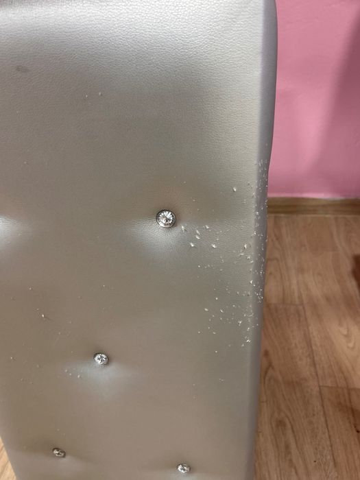 Mesa de esteticista com aspirador