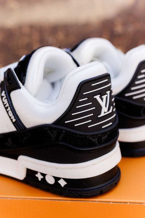 Кросівки Louis Vuitton Trainer Black White