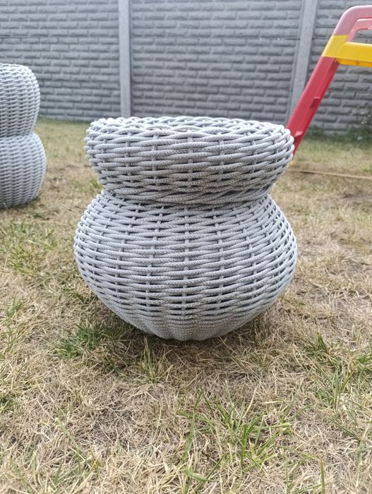 Кашпо  з   ротангу