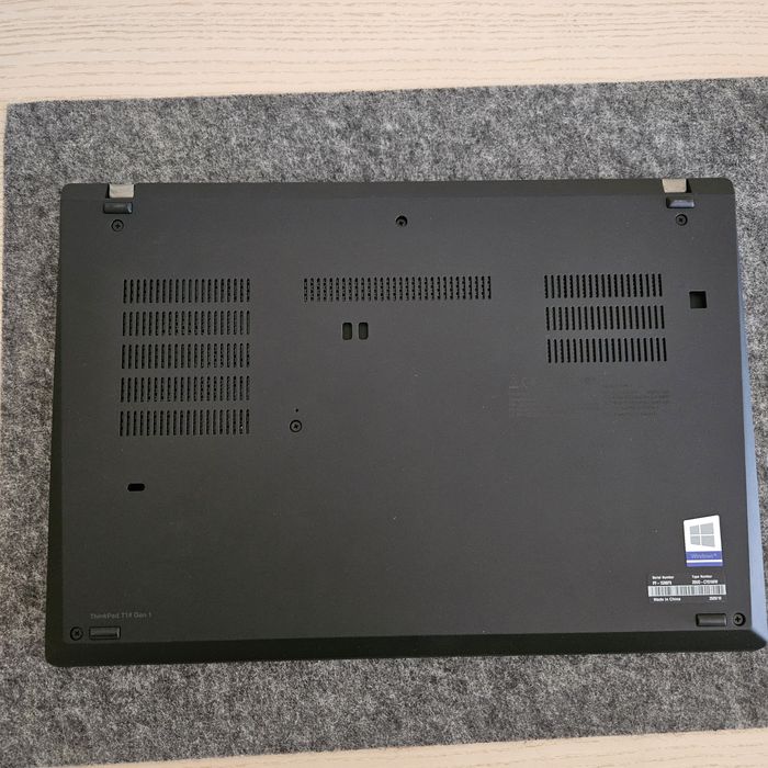 Thinkpad T14 G1 AMD 4750u pro 32Gb 1TB
