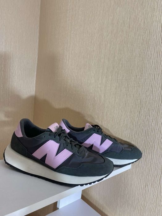 Кросівки жіночі New Balance. Оригінал