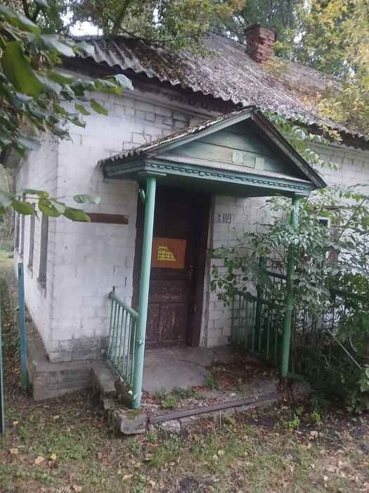 Будинок " Парткабінет" , с. Олишівка  , Чернігівський район , Чернігівської області .