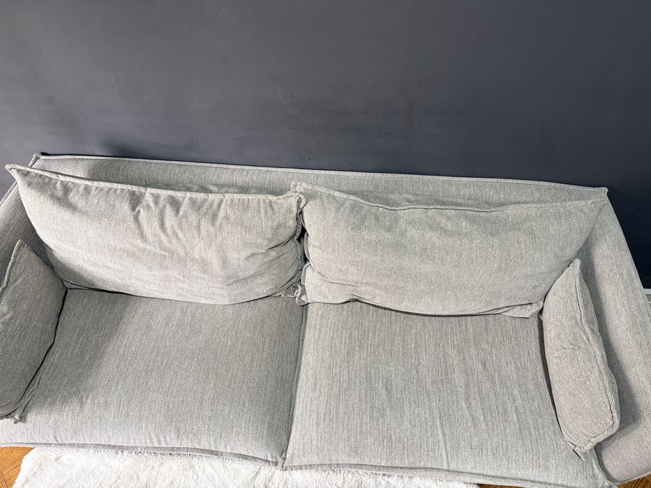 Sofá 3 lugares cinza claro