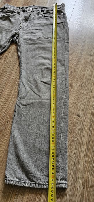 Levis spodnie męskie model 551 rozmiar W34 L32 wymiary widać na zdjęciach