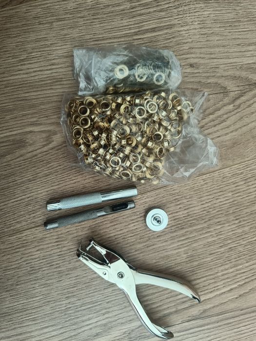 Kit para colocar ilhós