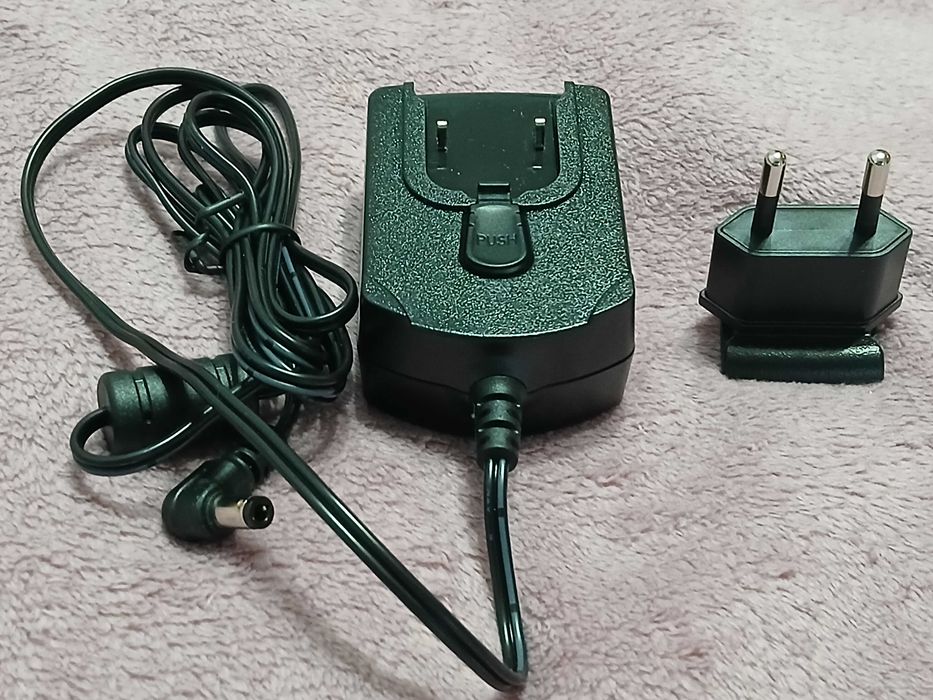 Блок питания phihong model PSAC12R-050 Новый.