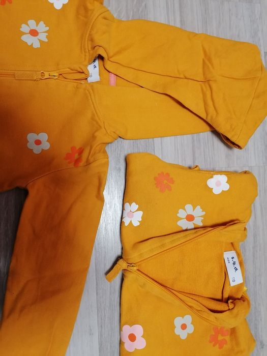 Bluzy dla bliźniaczek. Rozmiar 110