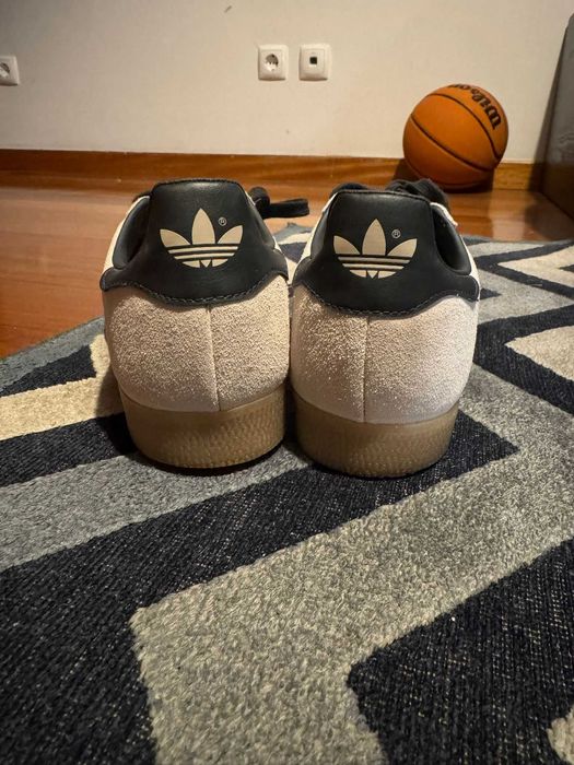 adidas gazelle beje