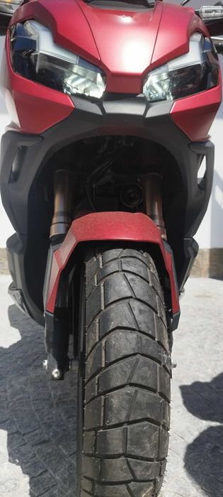 Mota ADV 350 como nova