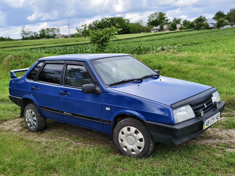Продам автомобіль ваз 21099