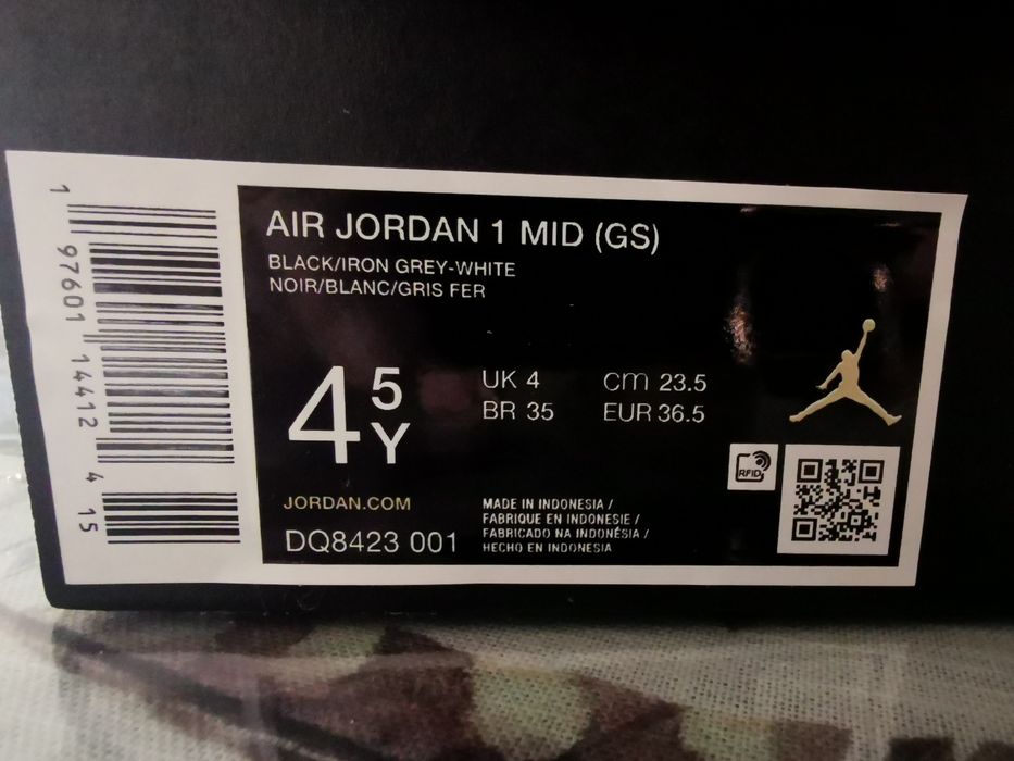 Ténis Air Jordan mid n 36.5