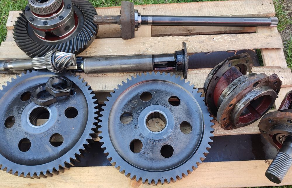 Wałek ataku, mechanizm różnicowy Renault 103-54,106-54,110-54,120-54