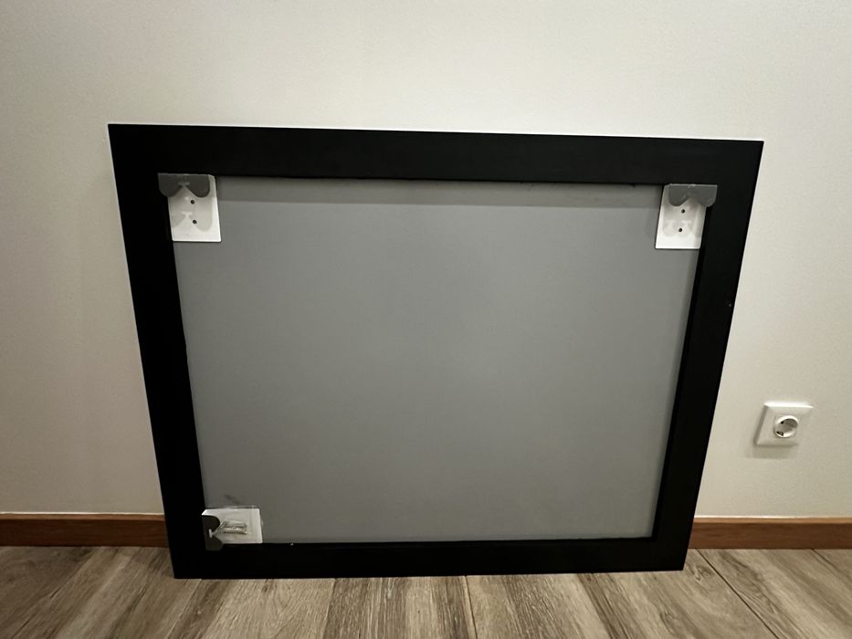 Vendo espelho retangular de grandes dimensões.