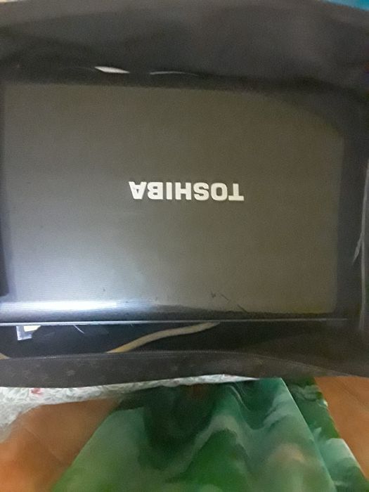 Laptop with Core i5 processor and 6 GB RAM64729620048513121