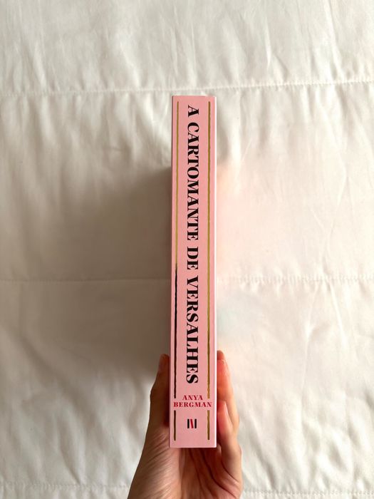 "A Cartomante de Versalhes", livro de Anya Bergman