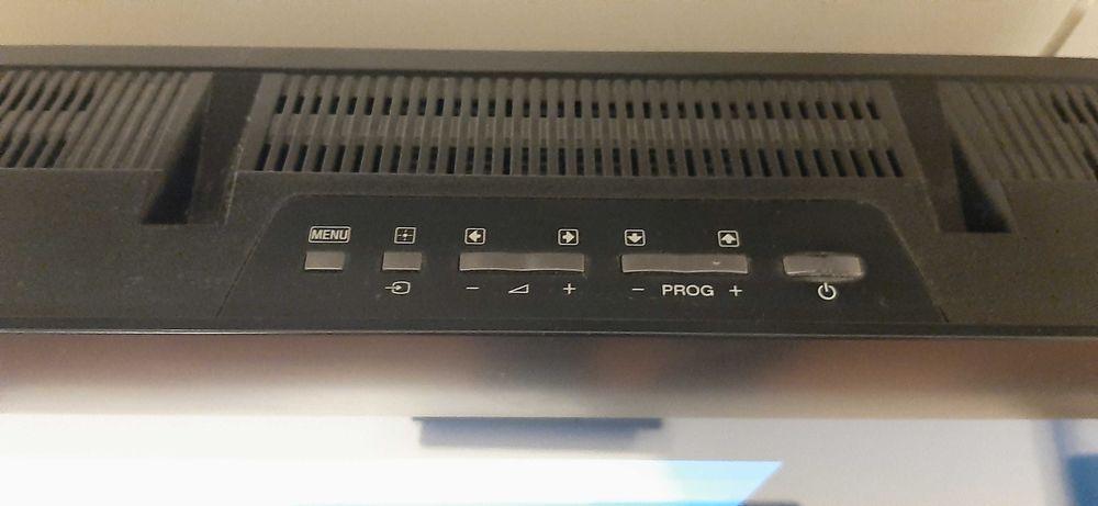 Cyfrowy telewizor LCD SONY Bravia KDL 32L4000 pilot i kabel zasilający