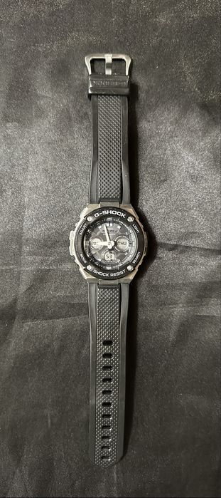 Часы Casio G-Shock GST-W300
