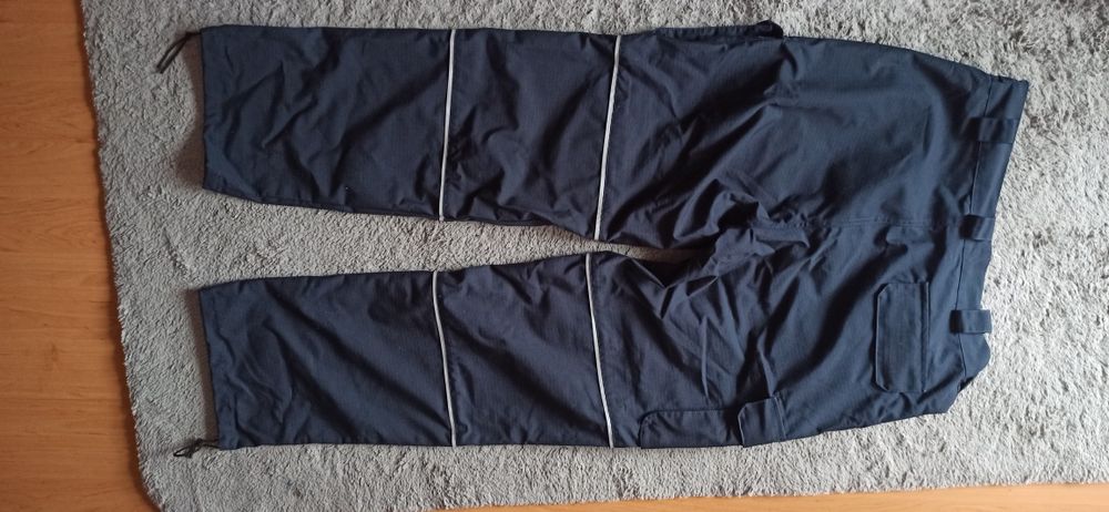 Spodnie robocze z odblaskami