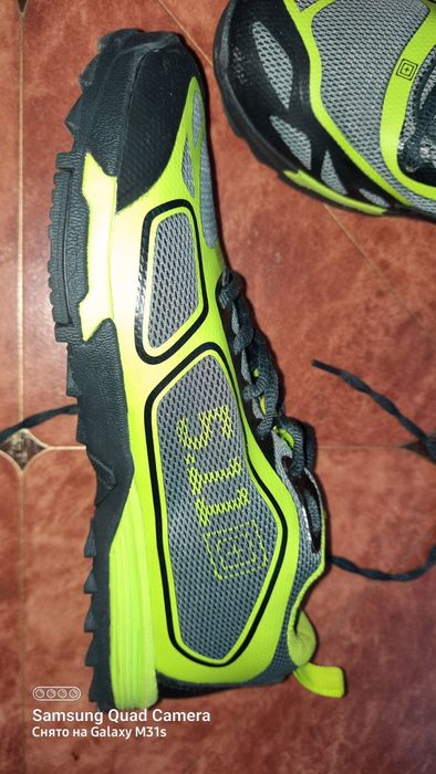 Кросовки фирменные