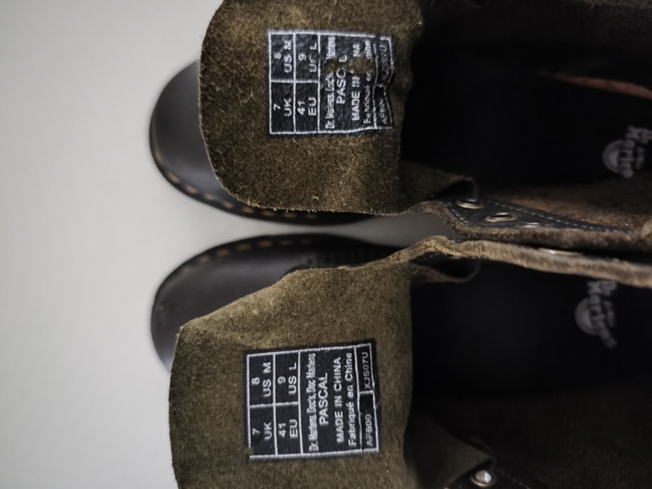 Унисекс осенние кожаные ботинки Dr. Martens 1460 Pascal Boots  новые