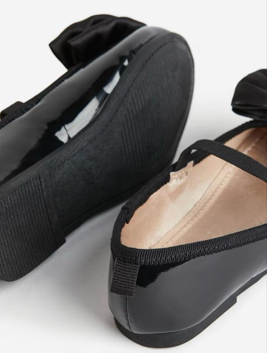 Sapatos verniz criança - loja H&M
