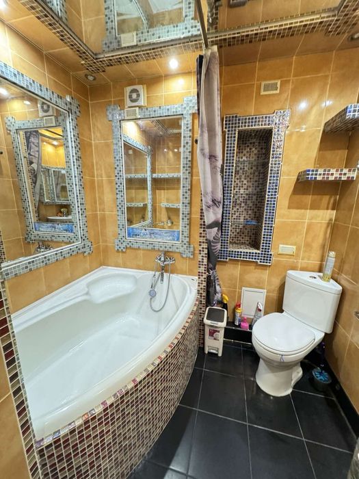 Здається 3 х кімнатна квартира з А/О