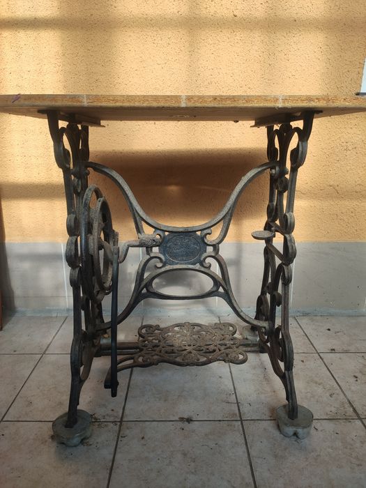 M.Wolf Berling podstawa nogi Singer